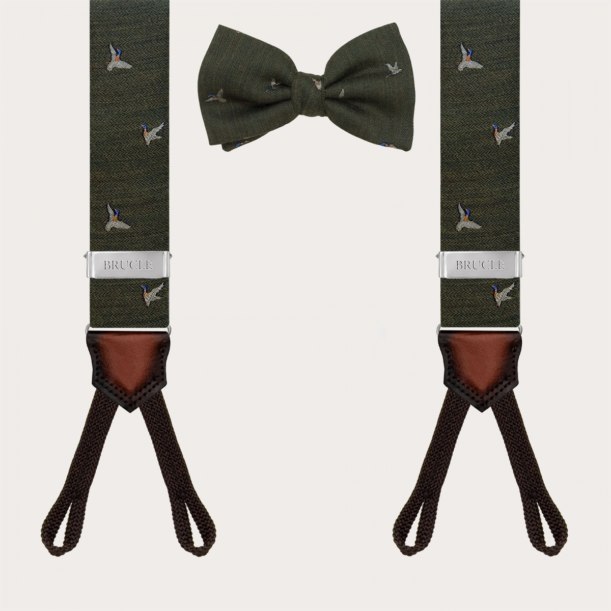 Coordinated wool set: button suspenders and green bow tie with duck pattern